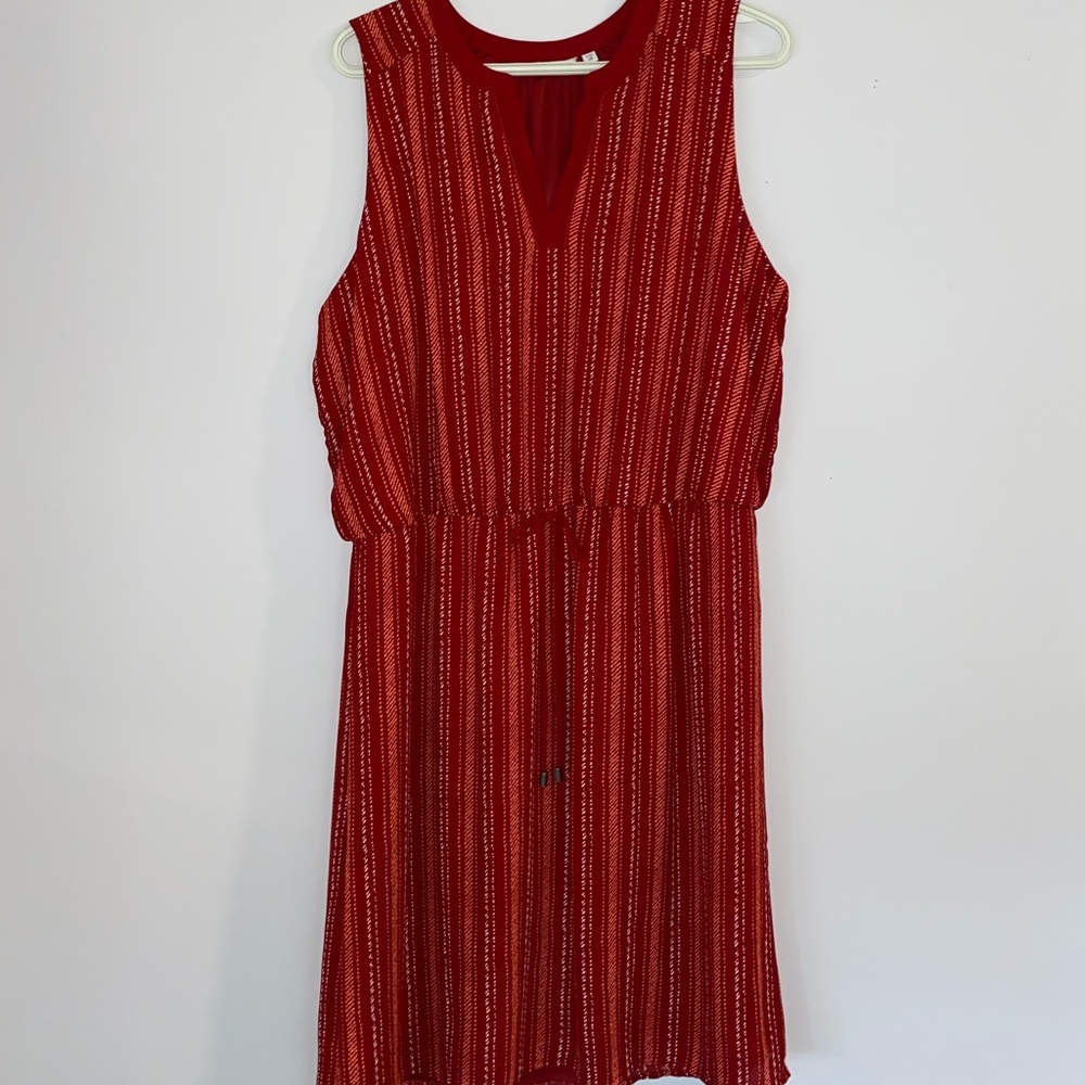 Reitmans knee length dress